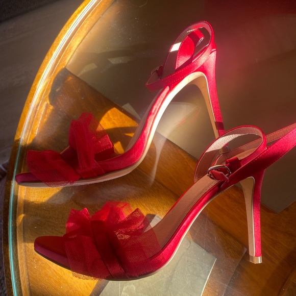 Halogen X Atlantic - Pacific Red Heels - Picture 4 of 5